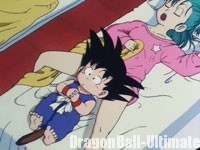 Au matin, Gokū tente de dormir sur le bas-ventre de Bulma